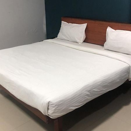 The Reach Hotel Kochi Kültér fotó
